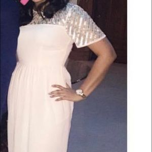 Maya deluxe dress size 12
